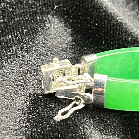 #29 Vintage 925 Silver & Jade Bracelet, 7 1/4" Safety Clasps - Picture 6 of 8